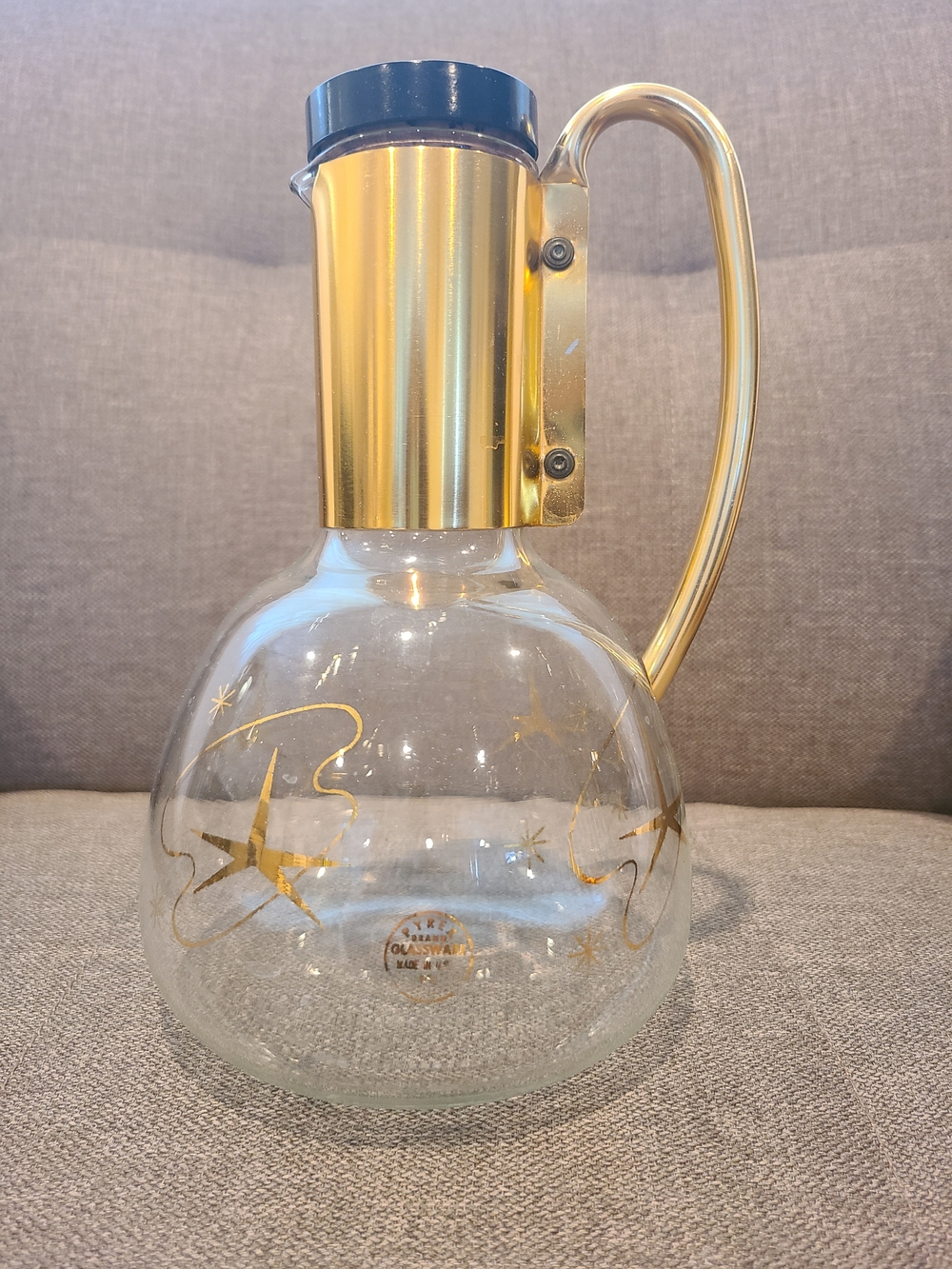 Vintage Pyrex for Weico glass beverage carafe